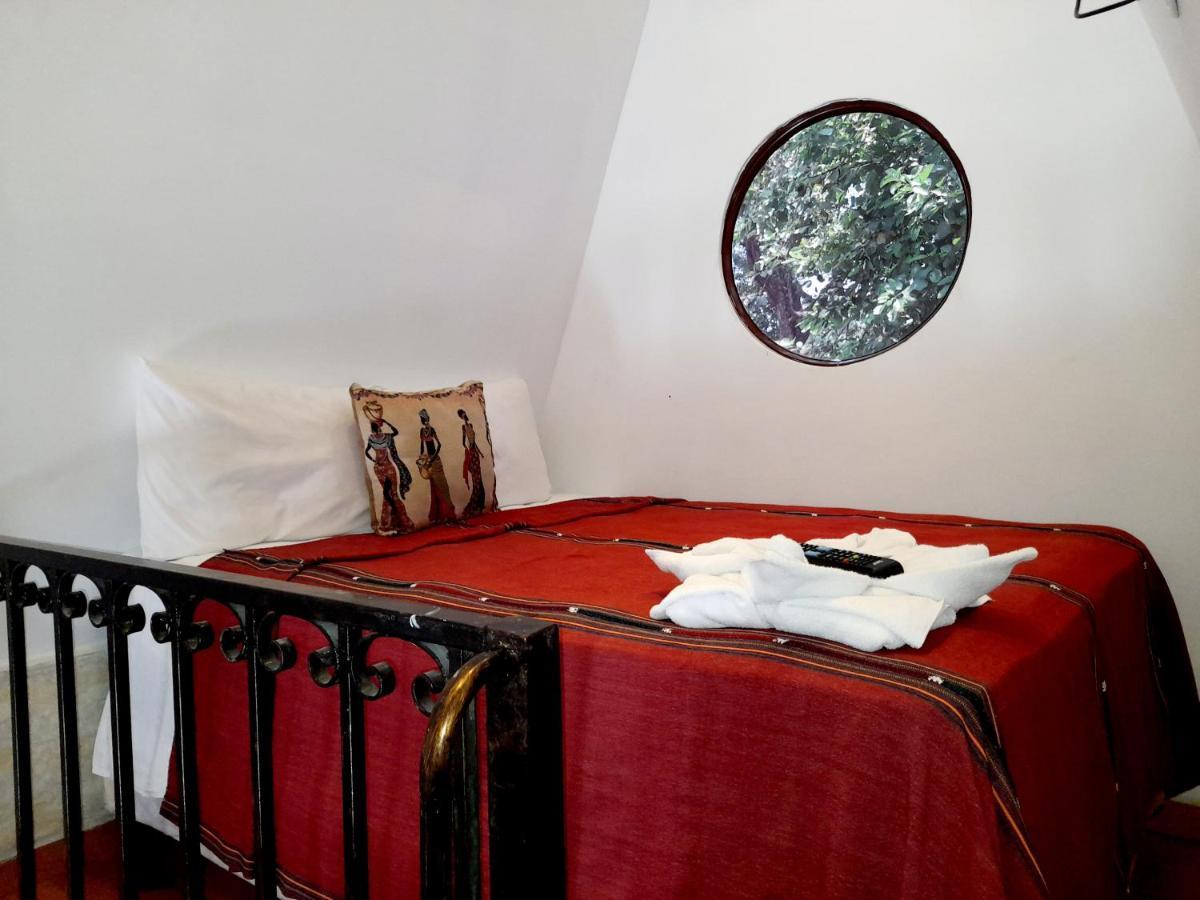 Argueta Hotel Сан-Луис Экстерьер фото